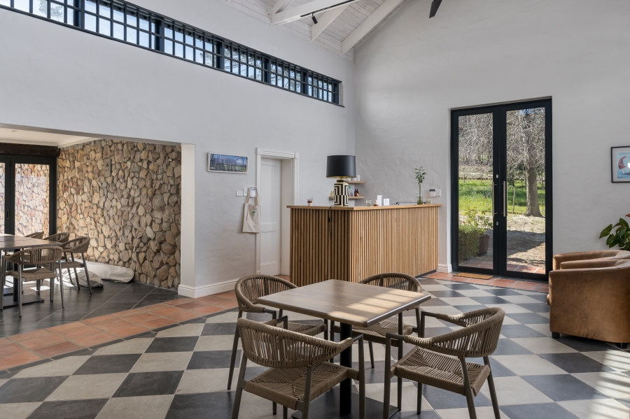 7 Bedroom Property for Sale in Franschhoek Rural Western Cape